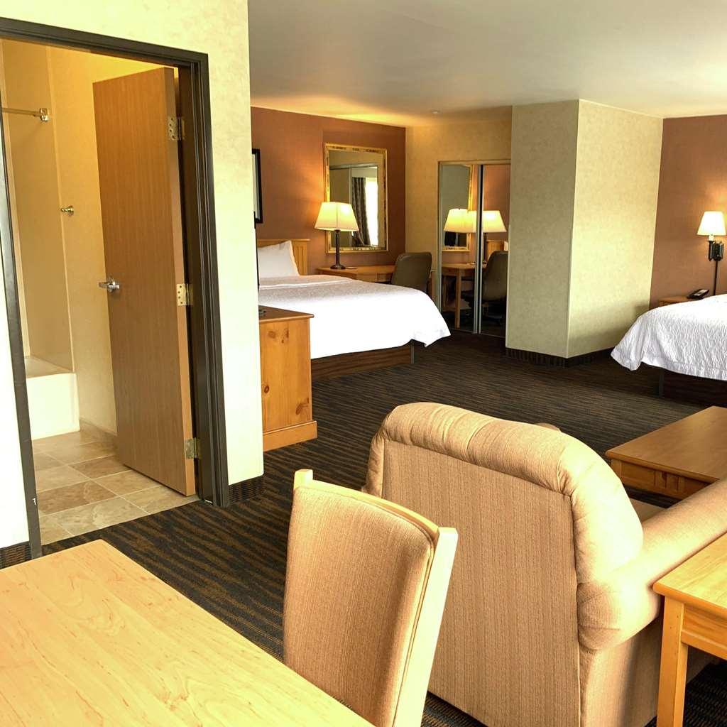 Hampton Inn & Suites Стиймбоут Спрингс Стая снимка