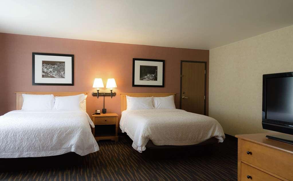 Hampton Inn & Suites Стиймбоут Спрингс Стая снимка