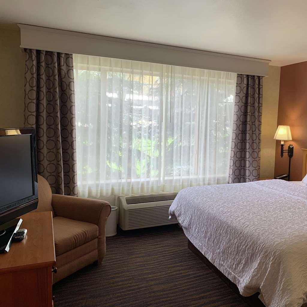 Hampton Inn & Suites Стиймбоут Спрингс Стая снимка