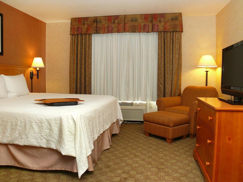 Hampton Inn & Suites Стиймбоут Спрингс Екстериор снимка