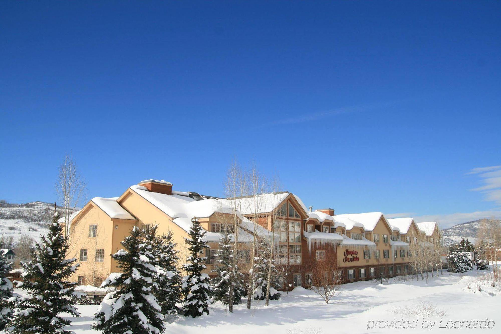 Hampton Inn & Suites Стиймбоут Спрингс Екстериор снимка