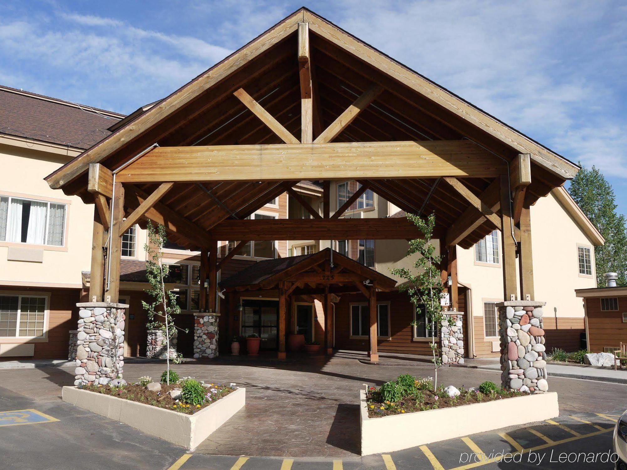 Hampton Inn & Suites Стиймбоут Спрингс Екстериор снимка
