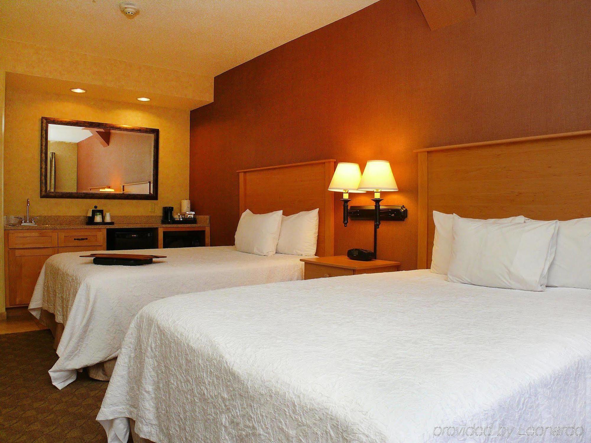 Hampton Inn & Suites Стиймбоут Спрингс Стая снимка