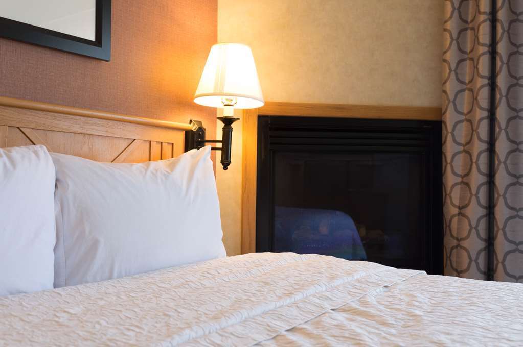 Hampton Inn & Suites Стиймбоут Спрингс Стая снимка