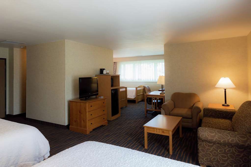 Hampton Inn & Suites Стиймбоут Спрингс Стая снимка